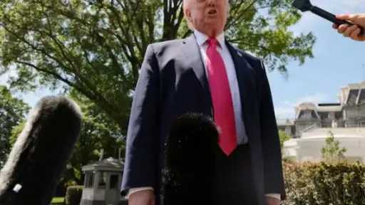 ترامب: يبدو أننا نتجه لعقد اتفاق رائع مع إيران.. وسيكون بدون سلاح نووي