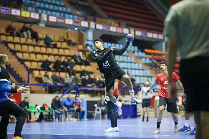 «رجال يد الأهلي» يواجه البنك الأهلي في الدوري