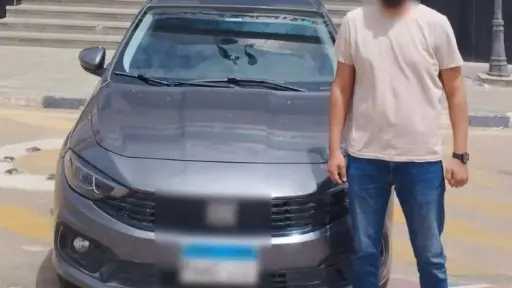 ضبط قائد سيارة يسير عكس الاتجاه في الجيزة بعد تداول فيديو الواقعة