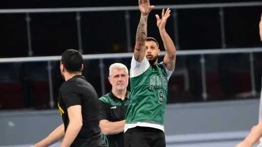 الاتصالات يفجر مفاجأة ويقصى الاتحاد السكندري من نصف نهائي كأس مصر للسلة