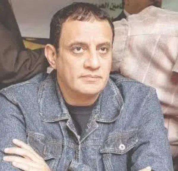 طارق علام