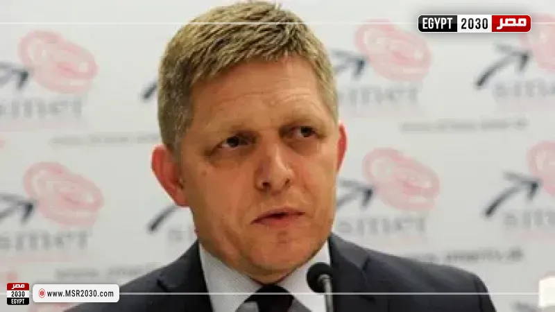  رئيس وزراء سلوفاكيا من العبور