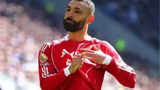 محمد صلاح يتفاعل مع رسالة وداعية مؤثرة من يورجن كلوب قبل رحيله عن ليفربول