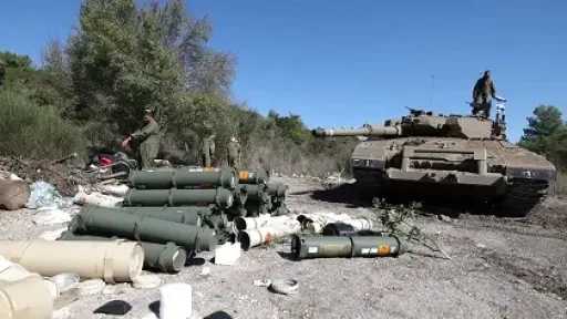 ”حزب الله” يعلن تدمير دبابات إسرائيلية وسط تبادل اتهامات بخرق الهدنة