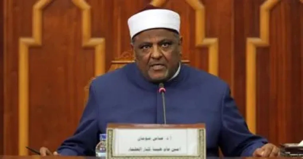 الدكتور عباس شومان