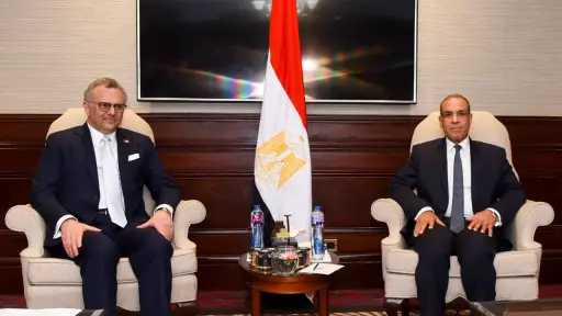 وزير الخارجية وكبير مستشاري الرئيس الأمريكي يبحثان مستجدات الأوضاع بالشرق الأوسط