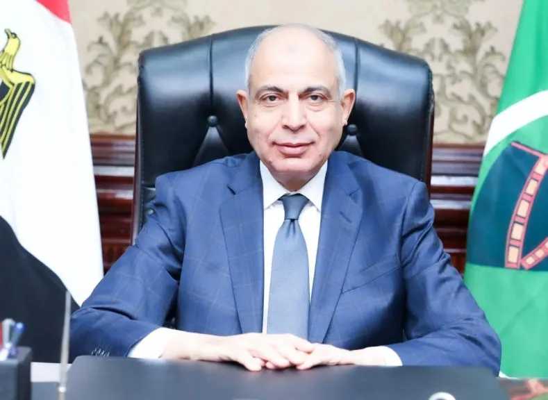 محافظ المنيا: تنفيذ 118 زيارة تفتيشية على القطاعات الخدمية لمحاسبة المقصرين