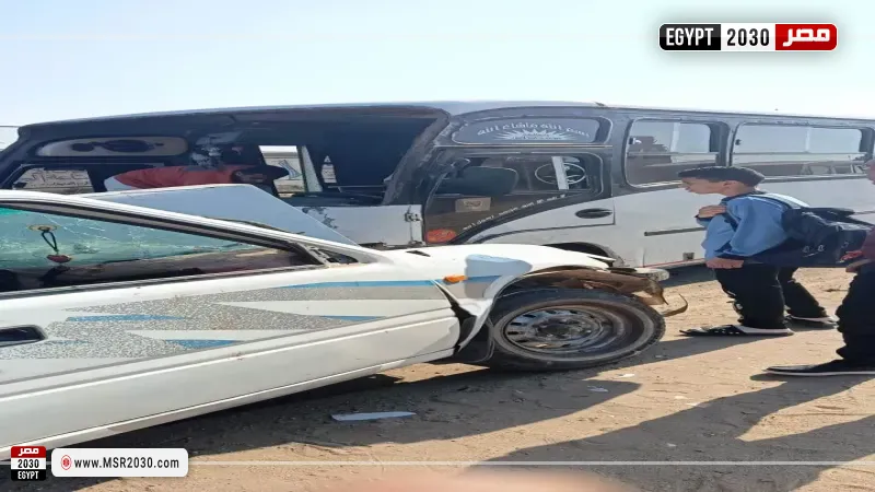 حادث  تصادم ميني باص مع ربع نقل 