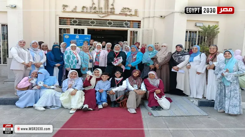 معرض فني لطالبات الأزهر 