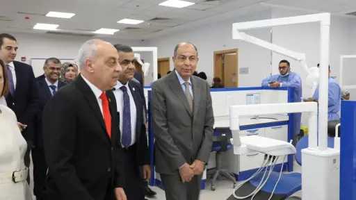 خلال زيارته لجامعة “دراية”.. محافظ المنيا يتفقد معامل وعيادات طب الأسنان ويشيد بدورها في الخدمة المجتمعية