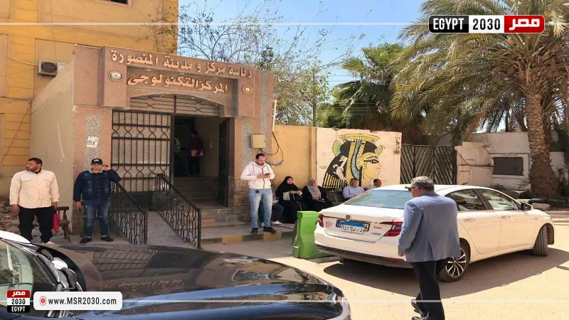 جانب من تفقد محافظ الدقهلية المركز التكنولوجي بالمنصورة