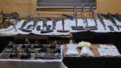 مصرع 3 عناصر جنائية وضبط طن مخدرات و63 سلاح نارى فى المحافظات