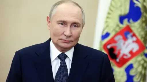 بوتين: روسيا ستدافع عن مصالحها في القطب الشمالي