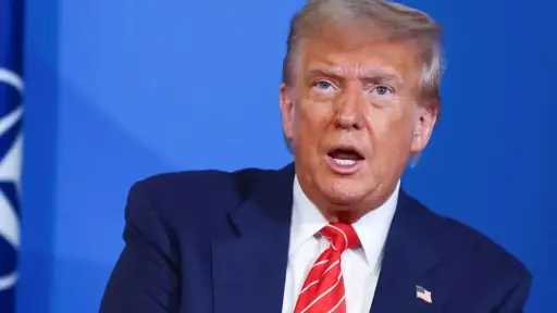 ترامب: إيران تواجه صعوبة في تحديد قيادتها وصراع داخلي بين المتشددين والمعتدلين