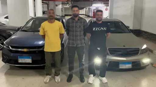 ضبط المتهمين بتعطيل حركة المرور وإطلاق الألعاب النارية خلال موكب زفاف بصلاح سالم