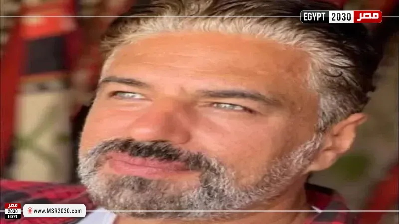  الرسام عمرو أمين