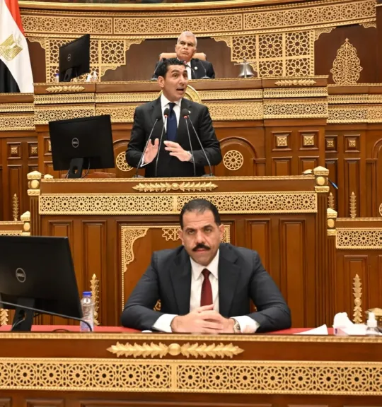 وزير الشباب 