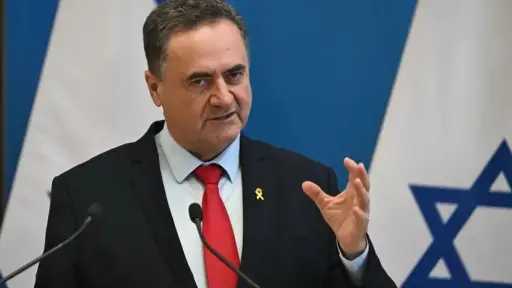 ‏وزير الدفاع الإسرائيلي: إذا استمرت حكومة لبنان بظل حزب الله ستندلع نار تحرق بلادها