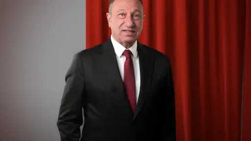 عاجل | الخلافات تتسرب إلى القلعة الحمراء.. هل فقد الخطيب جدار الحماية؟