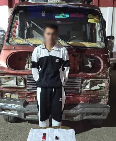ضبط سائق سيارة أجرة غير مرخصة تعاطى مواد مخدرة أثناء القيادة بالقليوبية