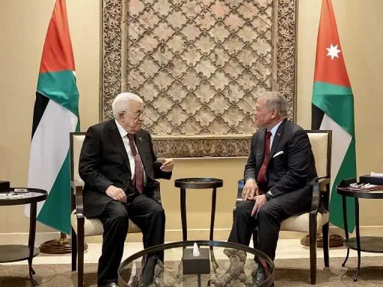 عباس وعبد الله الثاني يبحثان تطورات الأوضاع في فلسطين