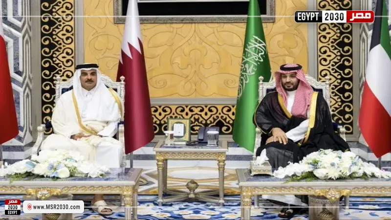 أمير قطر: القمة التشاورية في جدة تجسد الموقف الخليجي الموحد تجاه الأوضاع الراهنة