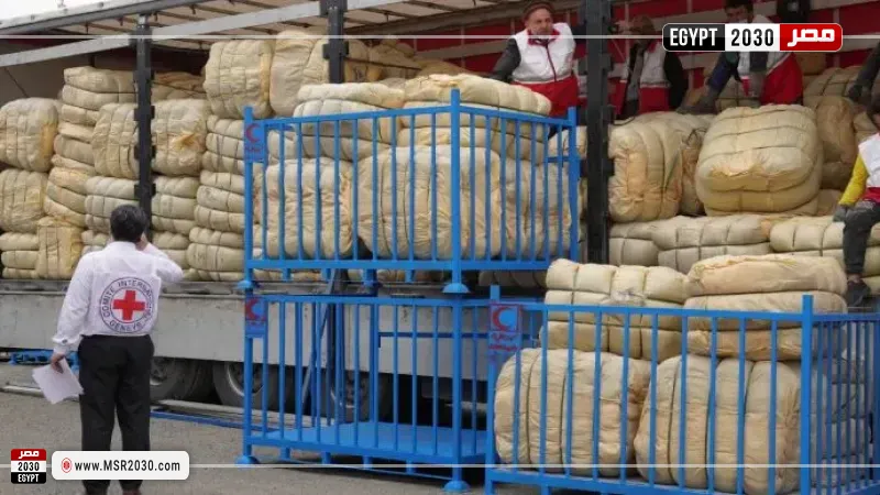 الصليب الأحمر: سلمنا إيران أكثر من 170 طنا مواد إغاثية خلال أبريل