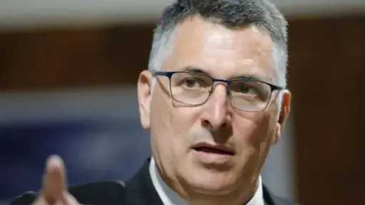 وزير الخارجية الإسرائيلي: خلافات مع ترامب بشأن إيران وتوافق استراتيجي بعيد المدى.. واستبعاد ضم الضفة الغربية حاليًا