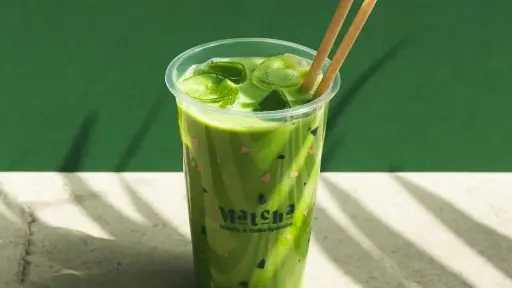 بالرغم من فوائدها.. أضرار الإفراط في تناول الماتشا