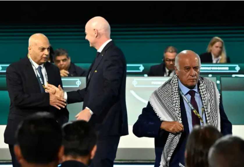 أول تعليق من رئيس الاتحاد الفلسطيني على رفضه مصافحة نظيره الإسرائيلي