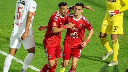 عاجل| الأهلي يكتسح الزمالك بثلاثية في قمة الدوري المصري.. فيديو