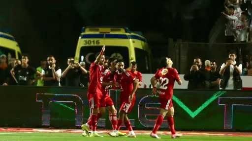 وليد صلاح الدين يعتذر لجماهير الأهلي رغم الفوز على الزمالك: لم نكن عند طموحاتكم