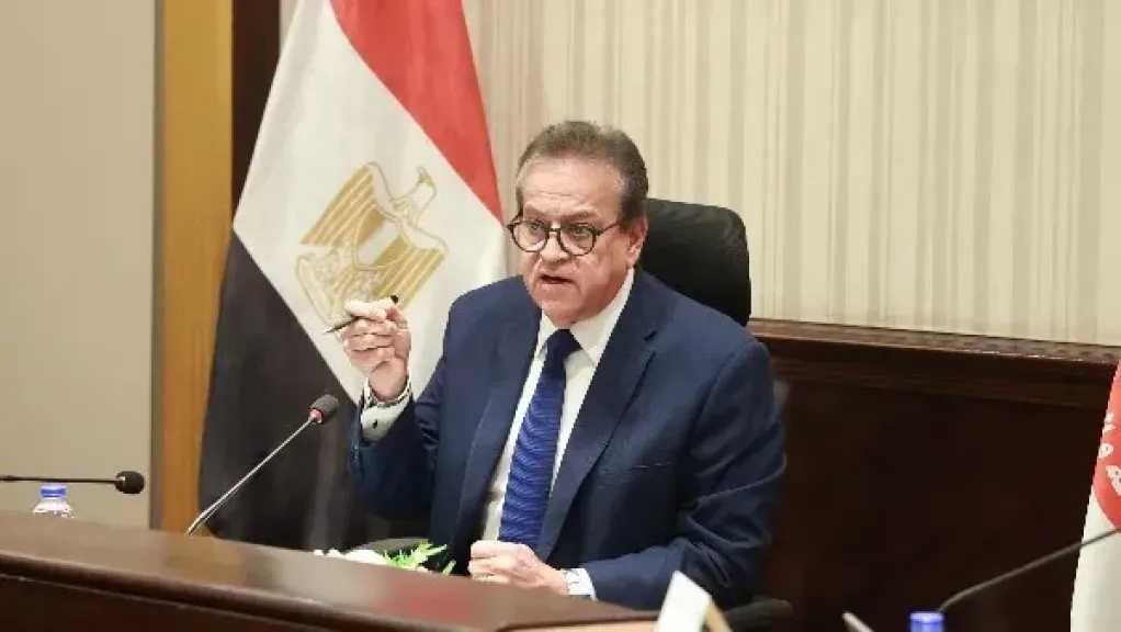 وزير الصحة يطلق مبادرة «صحتك سعادة» بالعيادات والمستشفيات النفسية