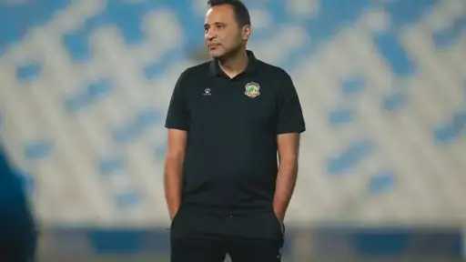 بعد الرحيل عن الشرطة.. مؤمن سليمان يقترب من تدريب الكرمة العراقي