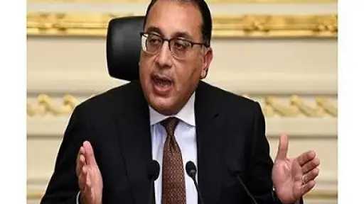 رئيس الوزراء يتفقد اليوم الحفار المصري ”القاهر-2” بالبحر المتوسط
