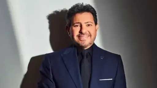عاجل.. وفاة هاني شاكر بعد رحلة فنية حافلة.. ونهاية مشوار أمير الغناء العربي في باريس