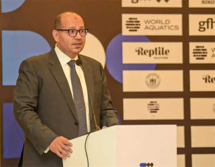ياسر إدريس يعلن رحيله عن رئاسة اتحاد السباحة بعد فك تجميد النشاط