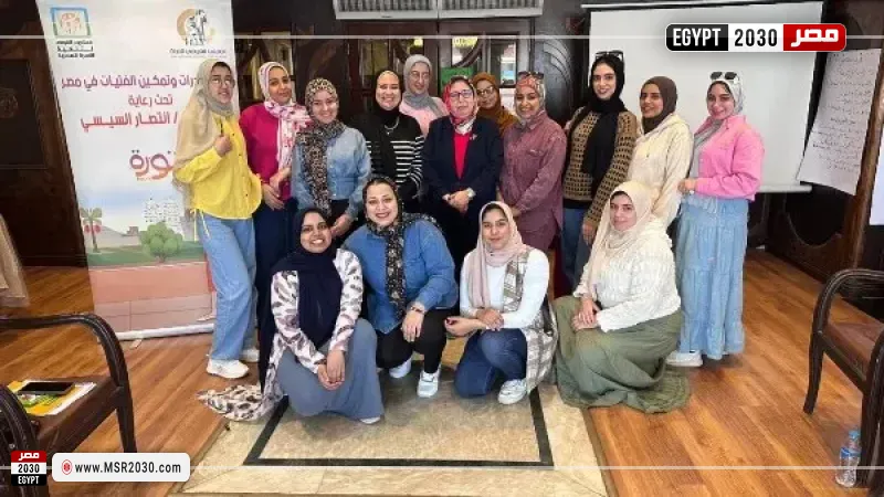 القومي للمرأة ينفذ برنامجًا تدريبيًا لميسرات نورة بقرية دنجواي لتعزيز تمكين الفتيات