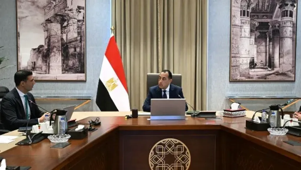 رئيس الوزراء يستعرض الاستراتيجية الصناعية الوطنية