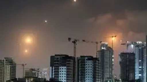 عاجل.. إيران تشن هجوما صاروخيا ضد الإمارات