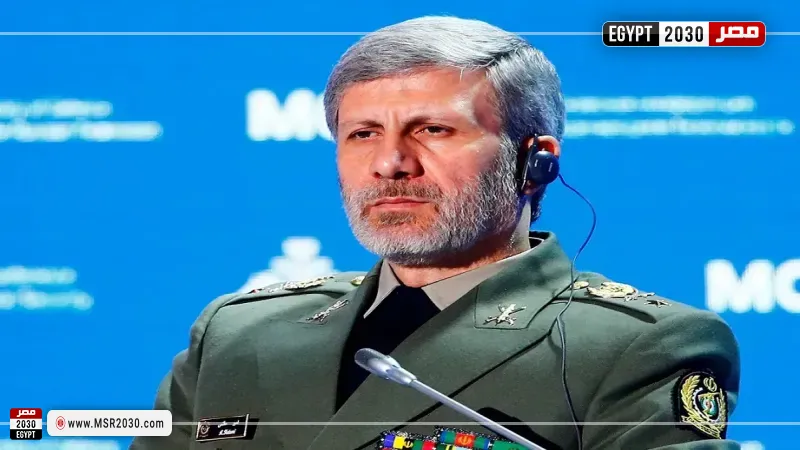 قائد الجيش الإيراني أمير حاتمي 