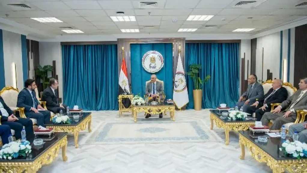 وزير الإنتاج الحربي