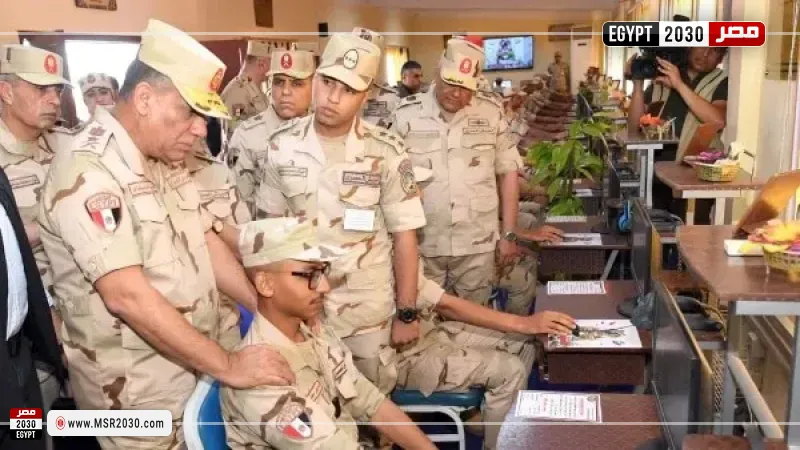 صورة من تفقد وزير الدفاع