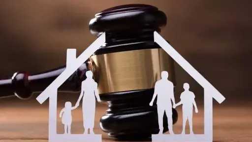 مشروع قانون حزب النور: مرض الزوجة لا يسقط النفقة وتُقدر وفق حال الزوج