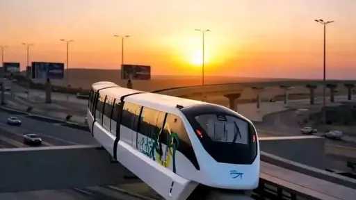 بدون سائق.. المونوريل يحلق في سماء القاهرة في أول أيام تشغيله