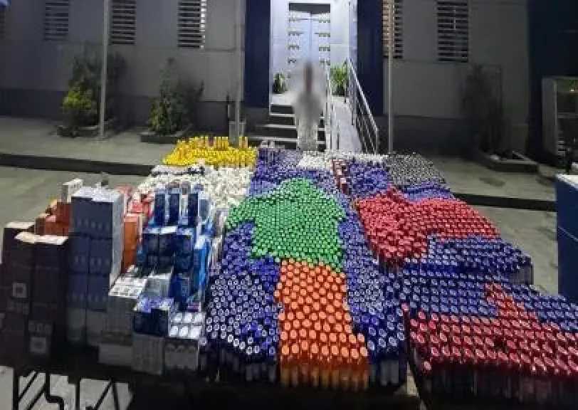 ضبط شخصين بالقاهرة بحوزتهما أكثر من 9 آلاف عبوة أدوية ومكملات غذائية مهربة بدون ترخيص