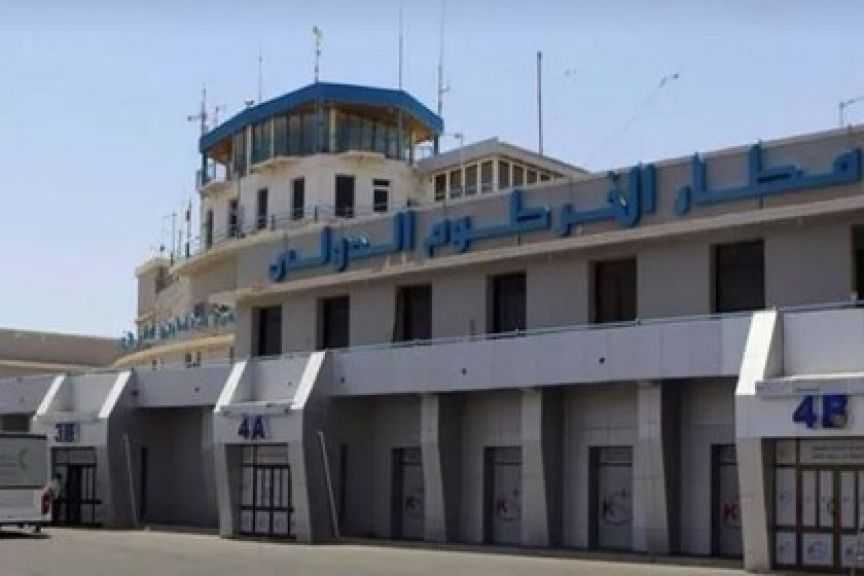 الأمم المتحدة: تعليق الرحلات بمطار الخرطوم بعد قصفه بطائرات مسيّرة