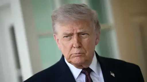 عاجل.. ترامب يكشف عن موعد إنها الحرب مع إيران