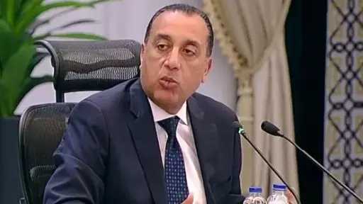 مدبولي: قيد 30 شركة حكومية في البورصة ضمن خطة توسيع الملكية