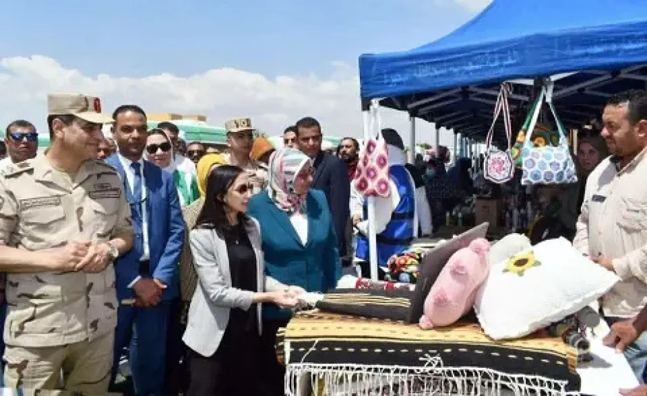 المنطقة الشمالية العسكرية تنظم قافلة طبية وتوزع 5 آلاف حصة غذائية بالبحيرة